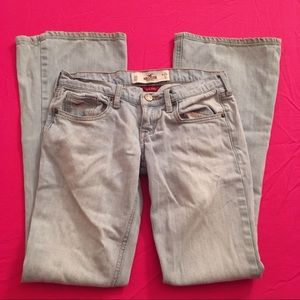 2/$18 Hollister So Cal Stretch Light Wash Jeans